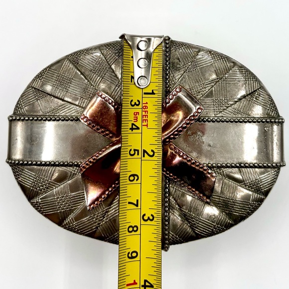 Vintage Godinger Oval Metal Gift / Trinket / Jewelry Box With Removable Lid - Picture 9 of 9